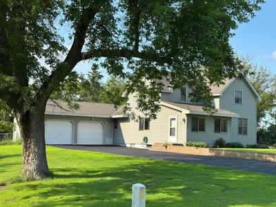 99 Crosstown Blvd NE, Ham Lake, MN, 55304