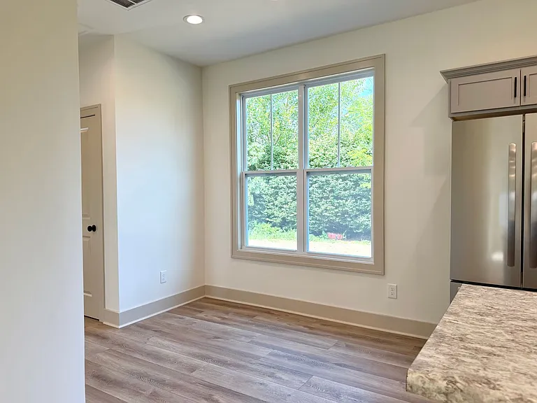 489 S Main St — Photo 13
