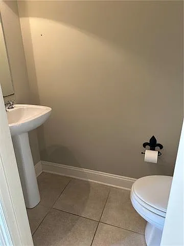 336 Lismore Ln — Photo 13
