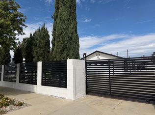 10257 Strathern St, Sun Valley, CA 91352