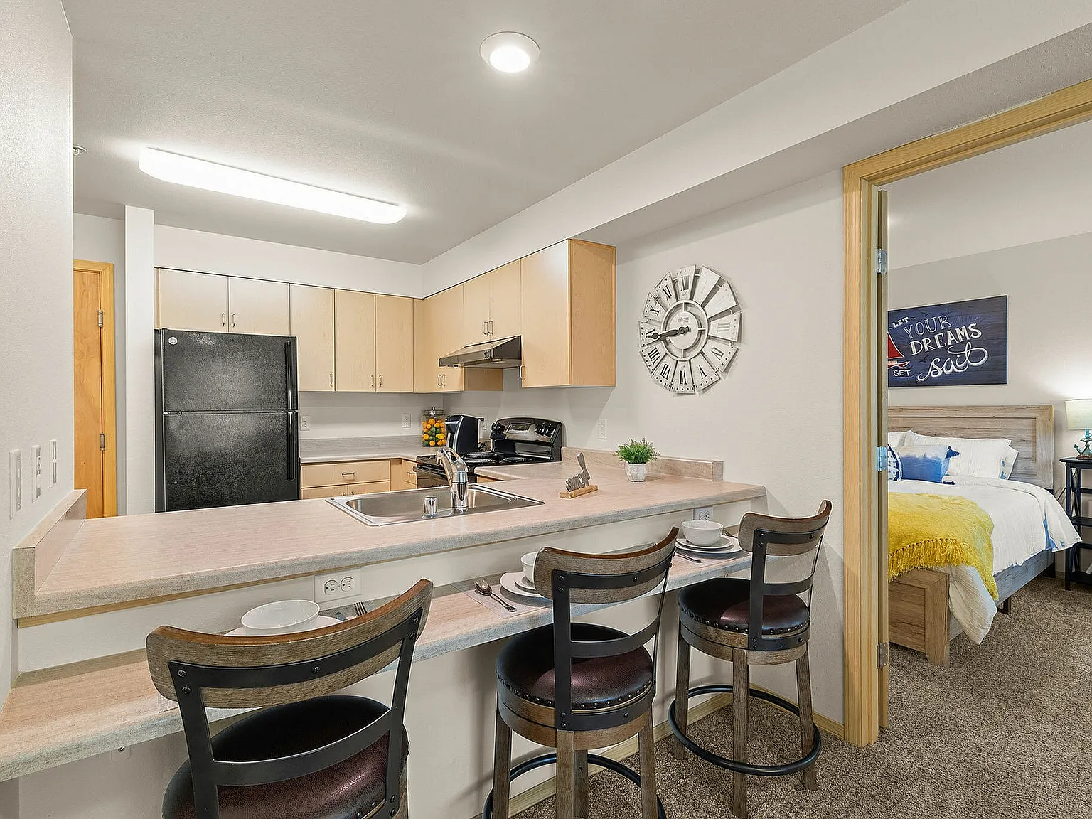 Destinations Lynnwood 61+ Apartment Homes — Photo 4