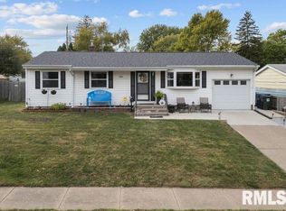 2314 N Birchwood Ave, Davenport, IA 52804