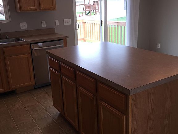 4th image of 7047 N Grand Lake Dr