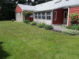 52 Oak St, Wareham, MA 02571
