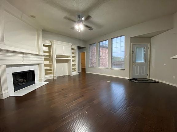 4th image of 1100 Cowboys Pkwy