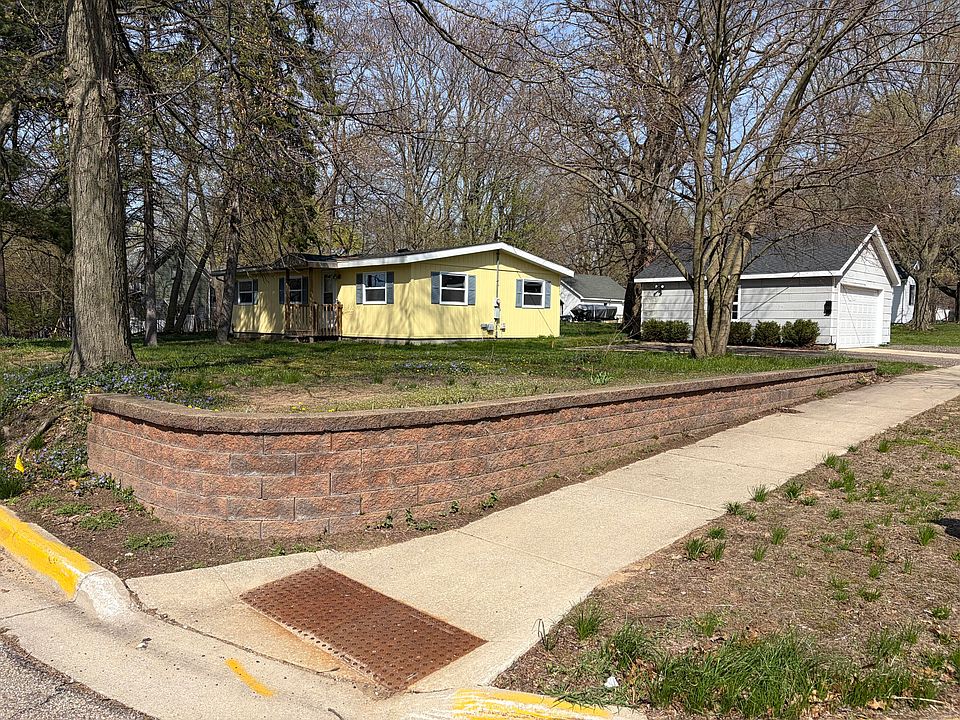 1st image of 835 S Haven Pl