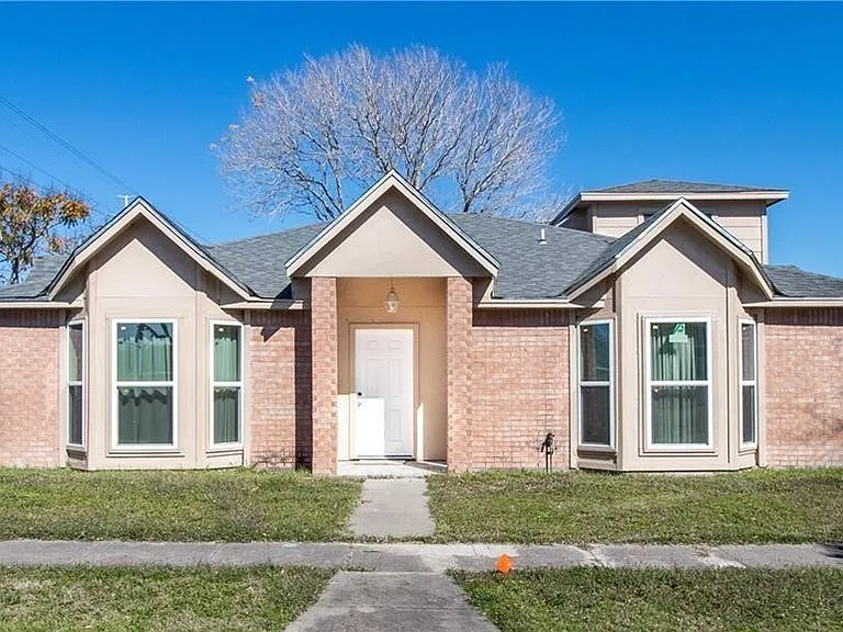 7945 Fox Dr — Photo 11