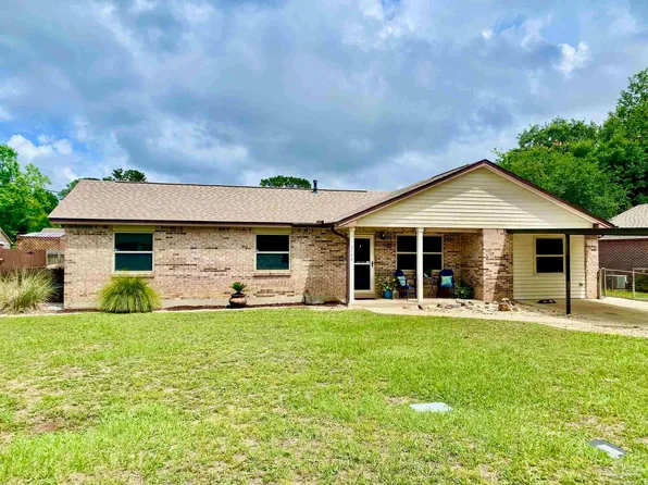5742 Graymont Ln, Pensacola, FL 32526