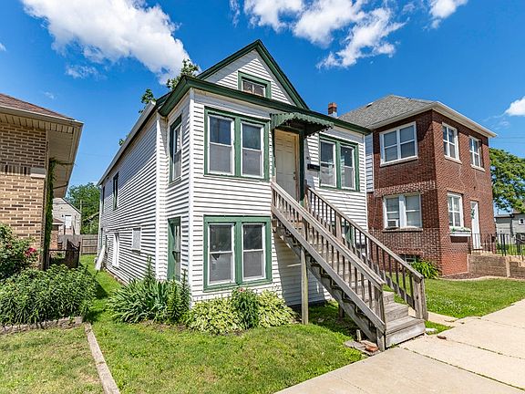 2nd image of 2604 Schrage Ave #1