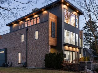 124 N Oak St, Traverse City, MI 49684