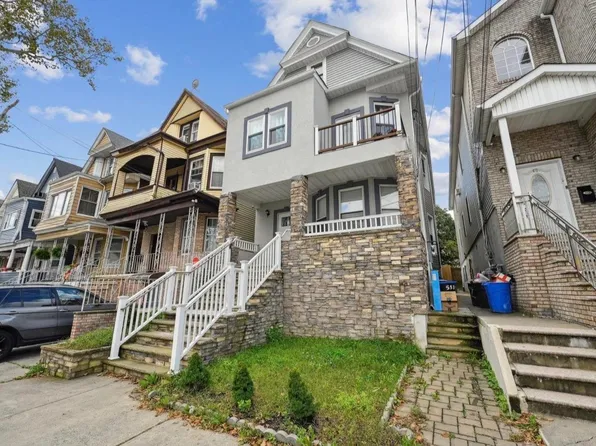 55 Bidwell Avenue image 1 of 14