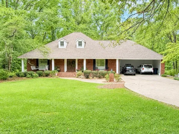 928 E Main St, Fulton, MS 38843