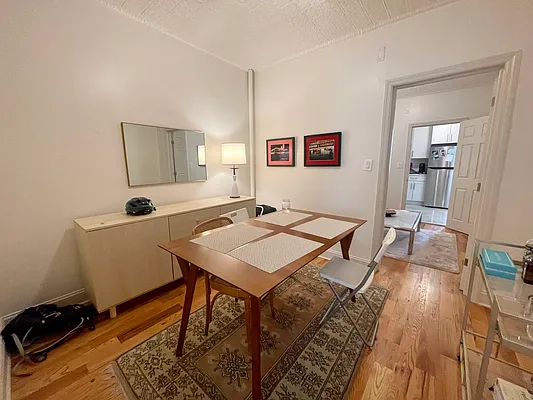 Rented by Compass | media 9