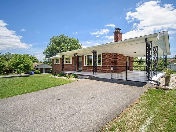 2nd image of 150 Greenway Dr