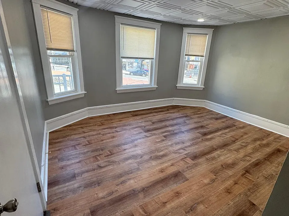 321 Union St #3S