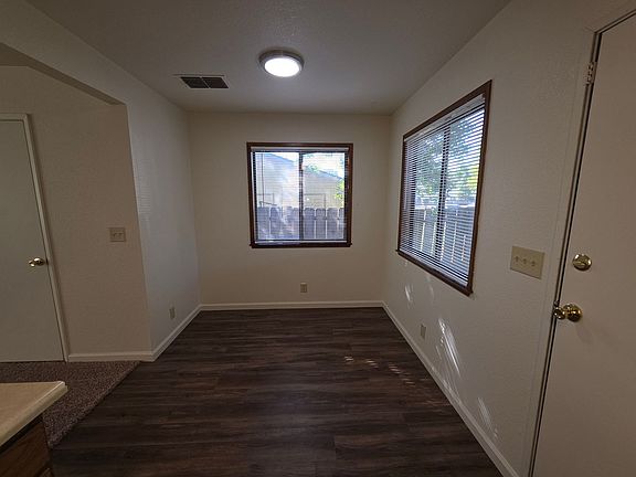 3rd image of 1110 Layton Rd APT H