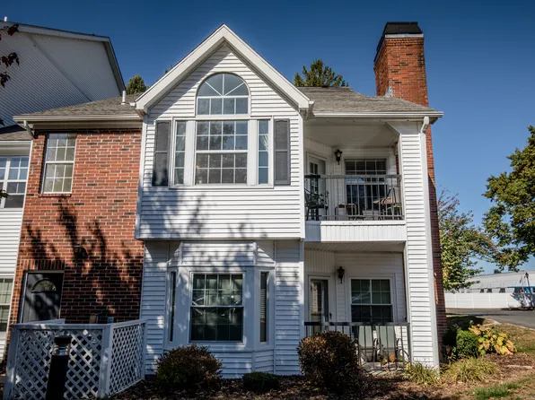 31 High Street APT 7206, East Hartford, CT 06118