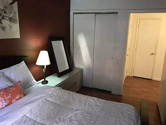 Rented by PLUSH REALTY Inc | media 22