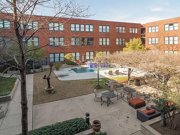 3rd image of 2502 Live Oak St APT 227