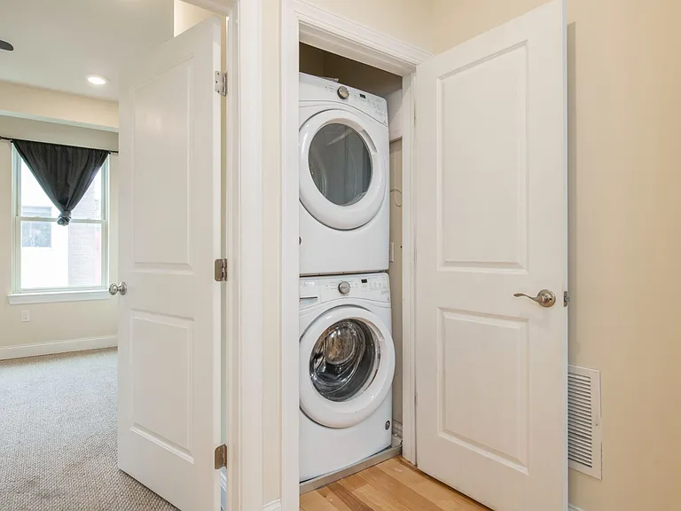 1825 N Bouvier St #B — Photo 30
