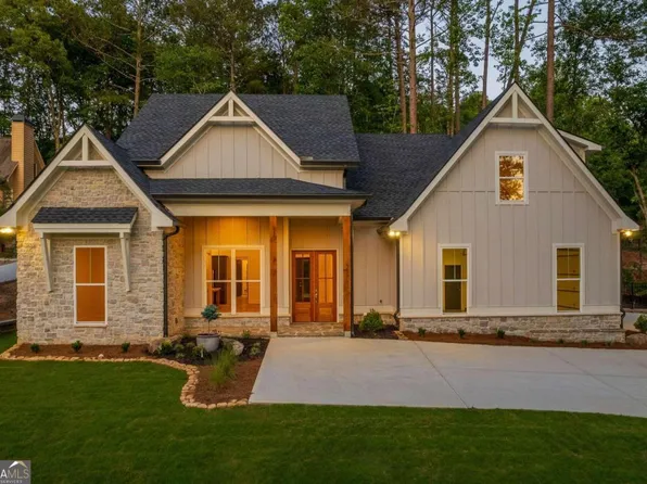 231 Hillside Dr, Waleska, GA 30183