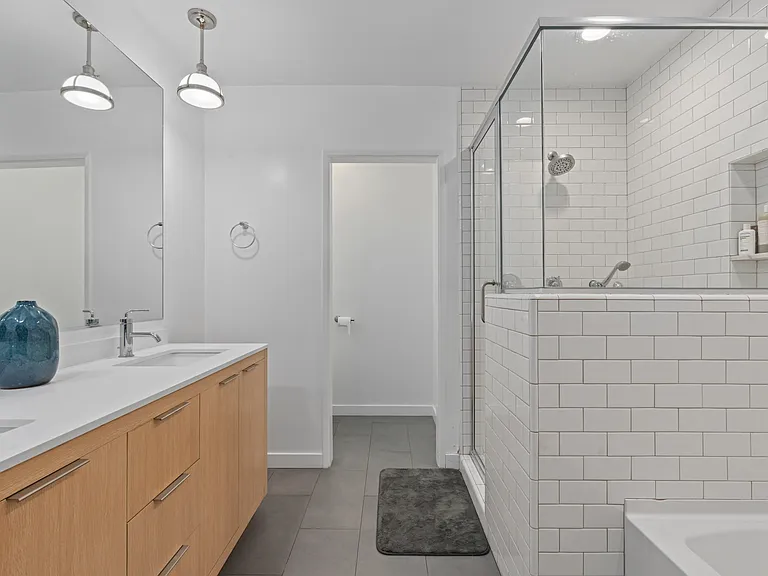 21 Primary Bath