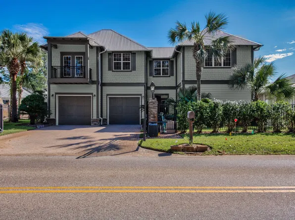 492 W Harborview Rd, Santa Rosa Beach, FL 32459