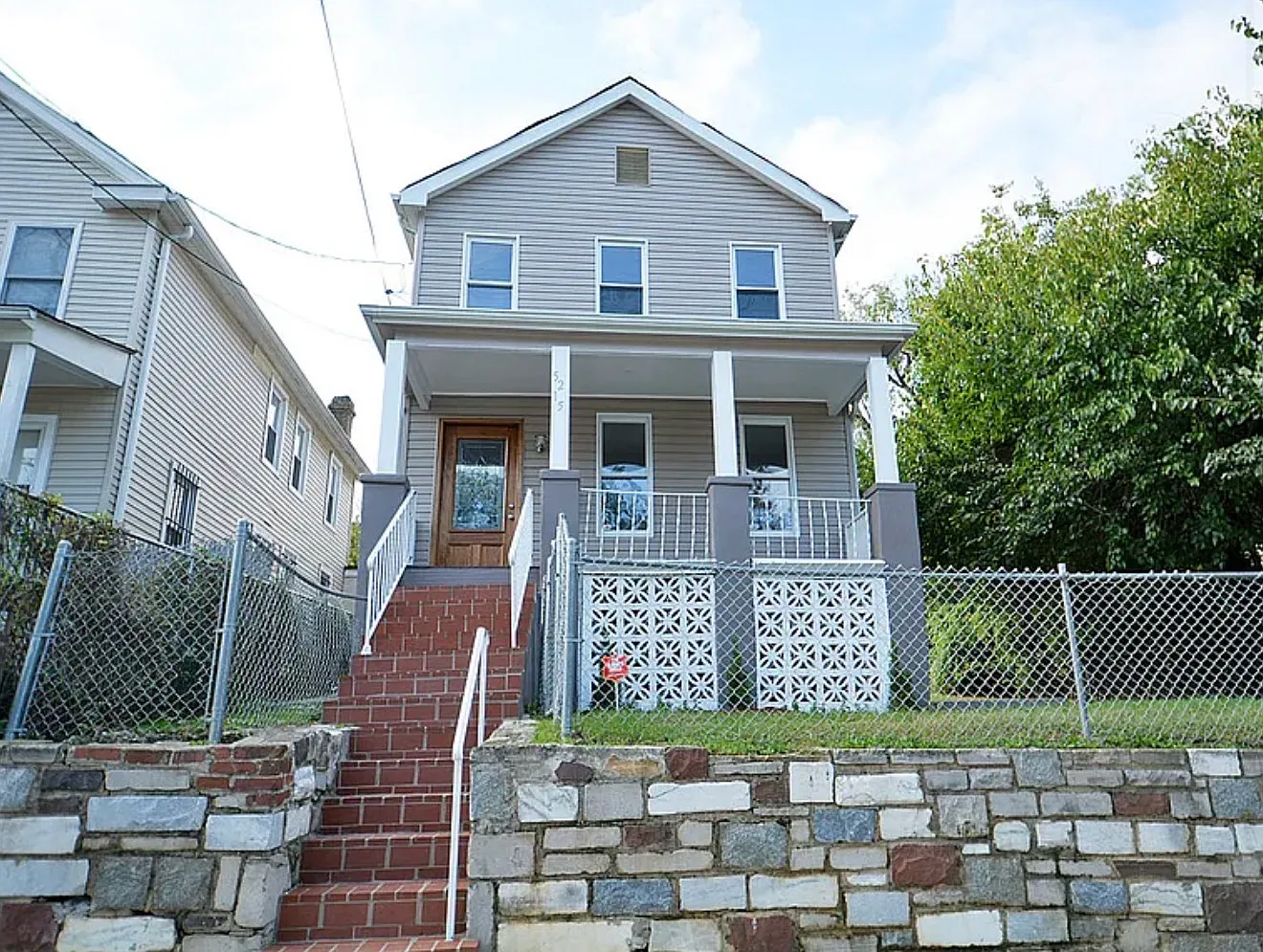 3 bed, 1600 sqft, $2,300 — Photo 4