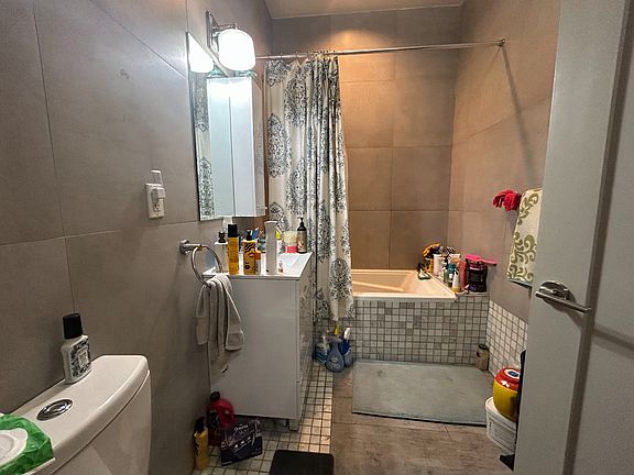 5th image of 303 Malcolm X Blvd #1B
