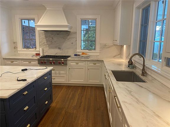 5th image of 5653 Washington Blvd
