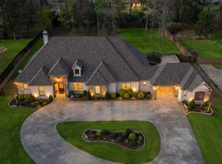 110 Bella Terra Dr, Longview, TX 75605