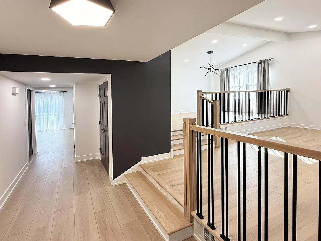 4 bed, 2000 sqft, $3,900 — Photo 2