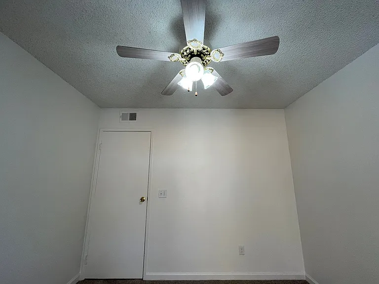 8890 Arcade Rd — Photo 18