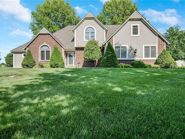 3007 N Elsea Smith Rd, Buckner, MO 64016
