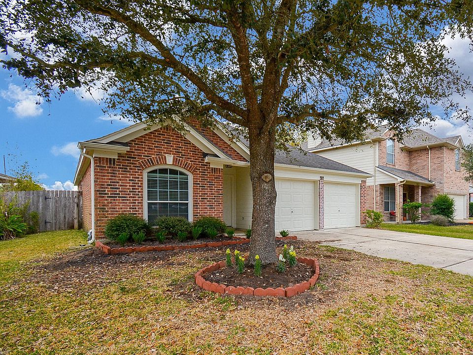 1st image of 2210 Thorn Berry Creek Ln
