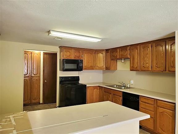5th image of 2530 Greenfield Acres