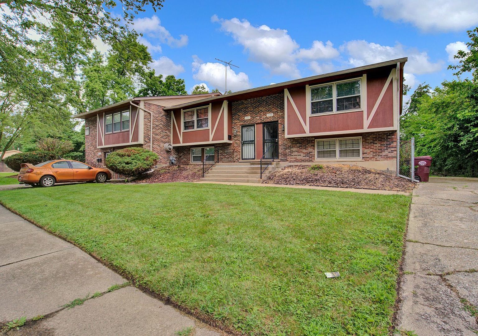 1745 215th Pl, Sauk Village, IL 60411 Zillow