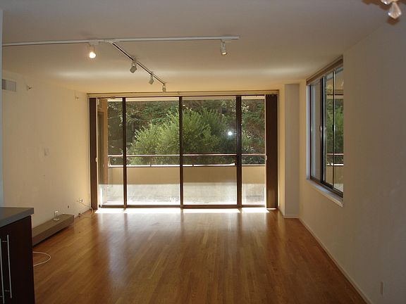 3rd image of 101 Lombard St APT 415W