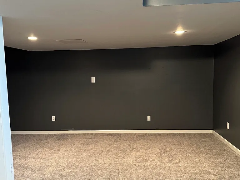 1 Harbor Ct — Photo 27