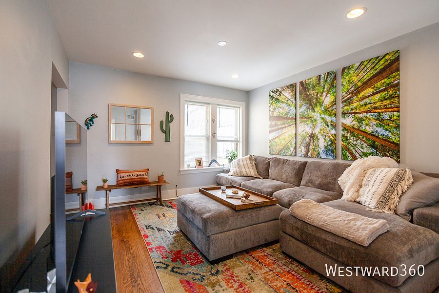 1st image of 4110 N Richmond St APT 2R