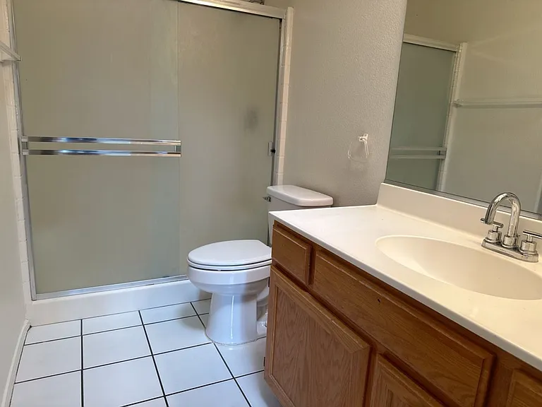 1340 Garvey Dr — Photo 14