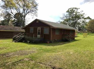 221 N West St, Mendenhall, MS 39114