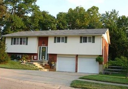 1st image of 802 Victoria Dr