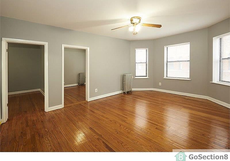 1st image of 6849 S Clyde Ave APT 1B