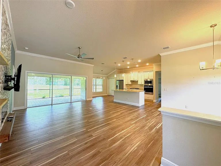 1724 E Gate Dancer Cir — Photo 4