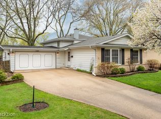 1040 Hammerschmidt Ave, Lombard, IL