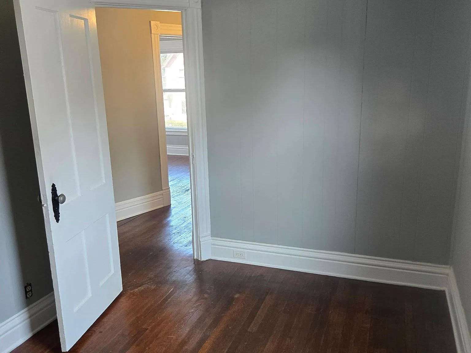 250 East ave upper — Photo 3