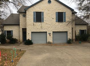 2913 Whisper Oaks Ln #B, Georgetown, TX 78628