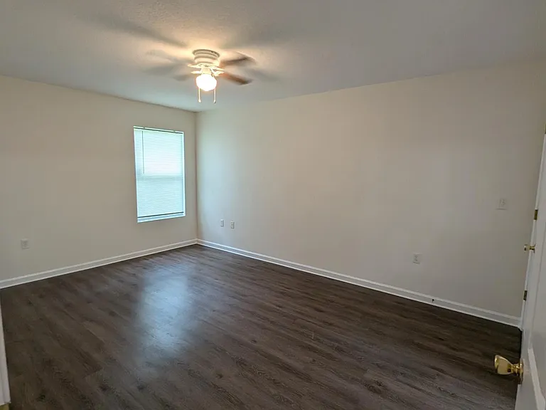 8173 Woods Ave — Photo 2