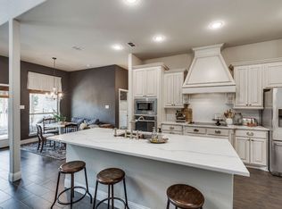 401 Hillstone Dr, Midlothian, TX 76065